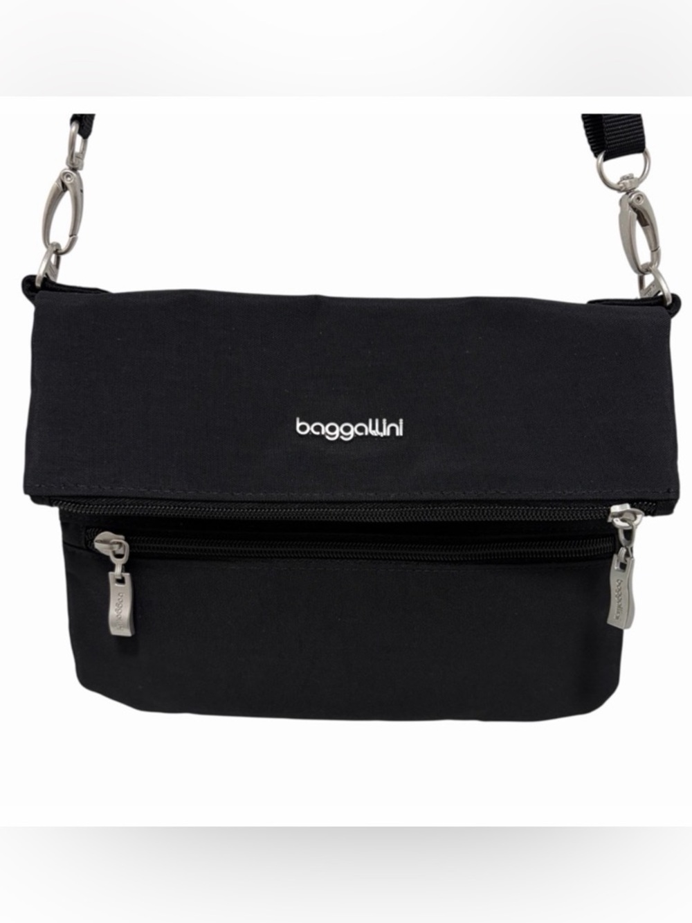Baggallini Black Nylon Multi-Compartment Travel Crossbody Bag - NWOT